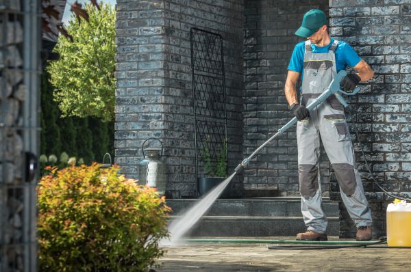 Outside House Cleaning in Marco Island